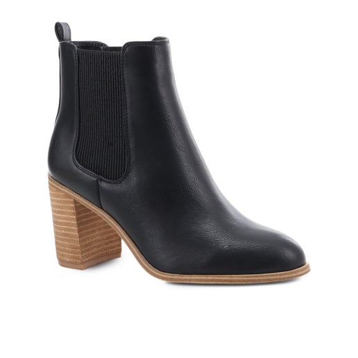 Janice Chelsea Boots in Black | Number One Shoes
