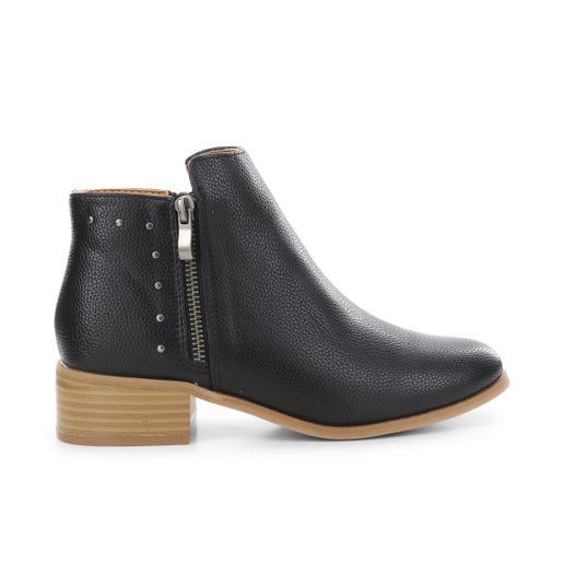 Sakura Madrid Ankle Boots in Black | Number One Shoes